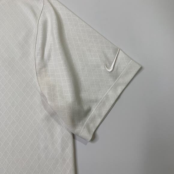 Nike Shirt Mens M Medium White Standard Dri Fit Golf Vapor PGA Tour Blade Collar - Picture 3 of 10